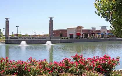 Town &amp; Country Crossing